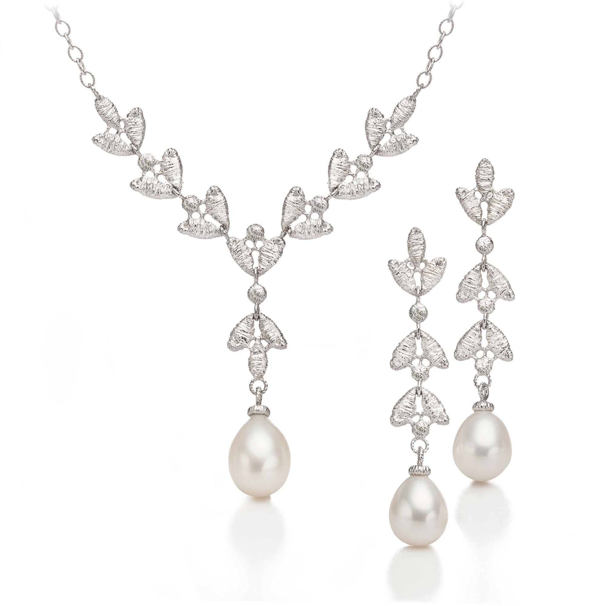 Necklace Emilia Pearl