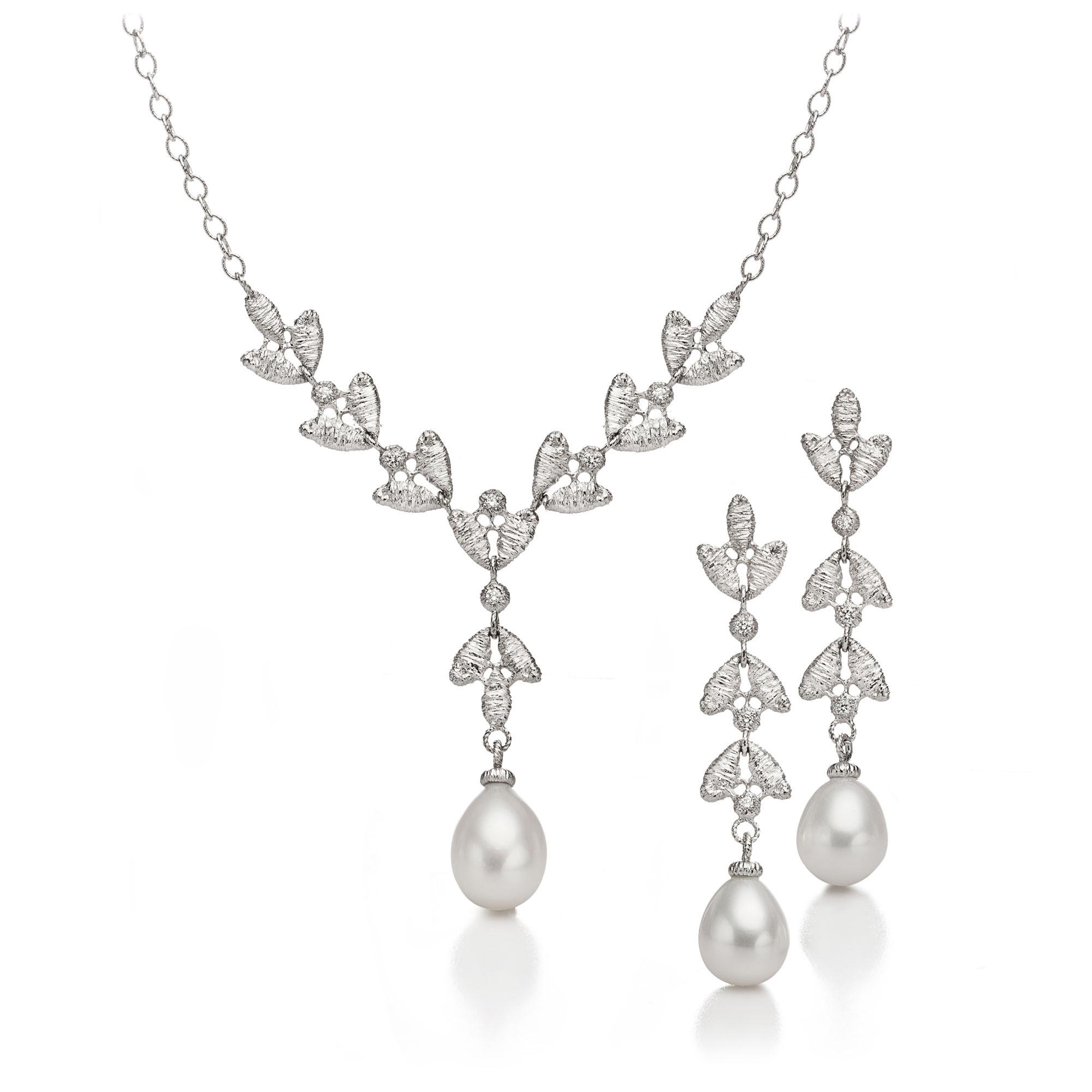 Necklace Emilia Pearl
