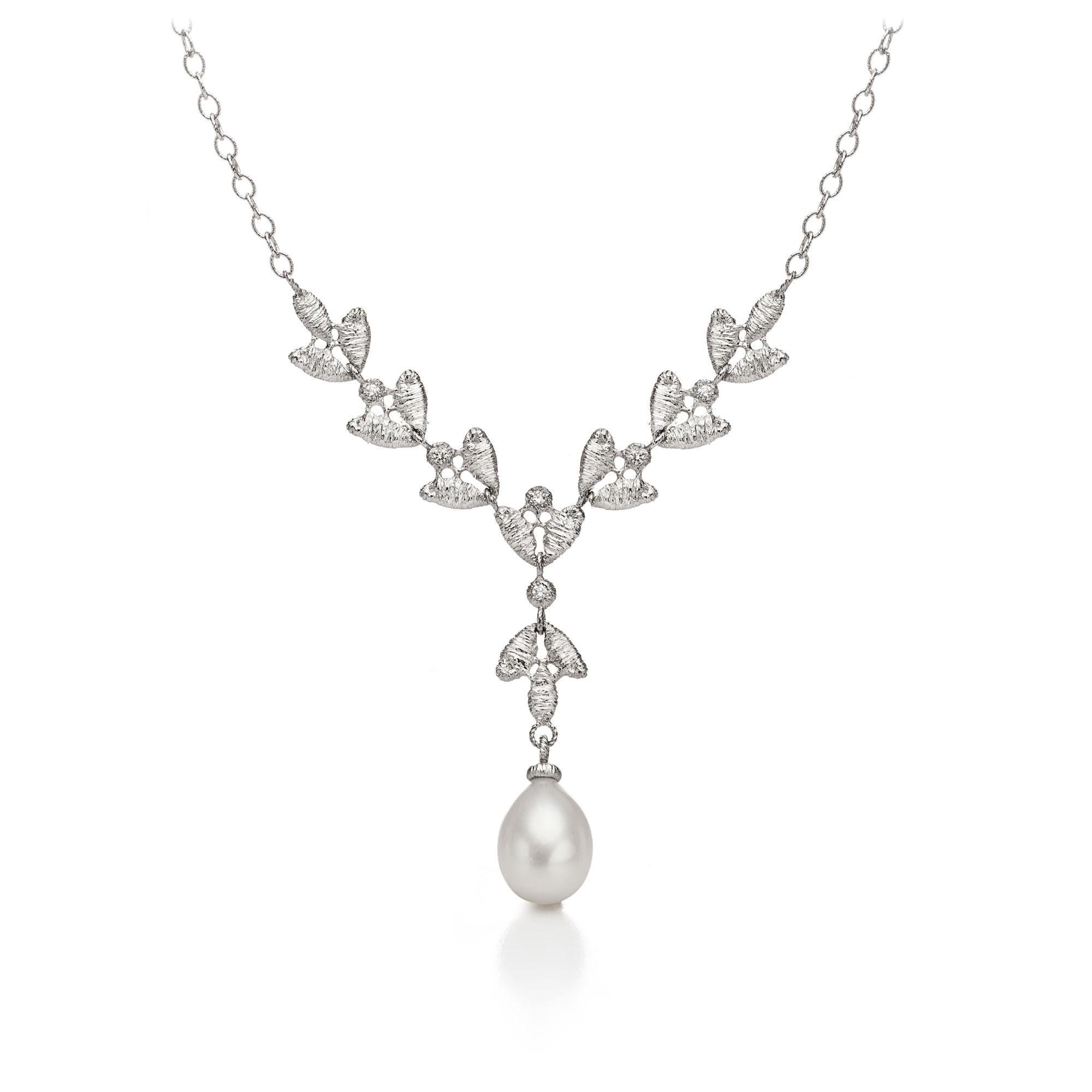Necklace Emilia Pearl