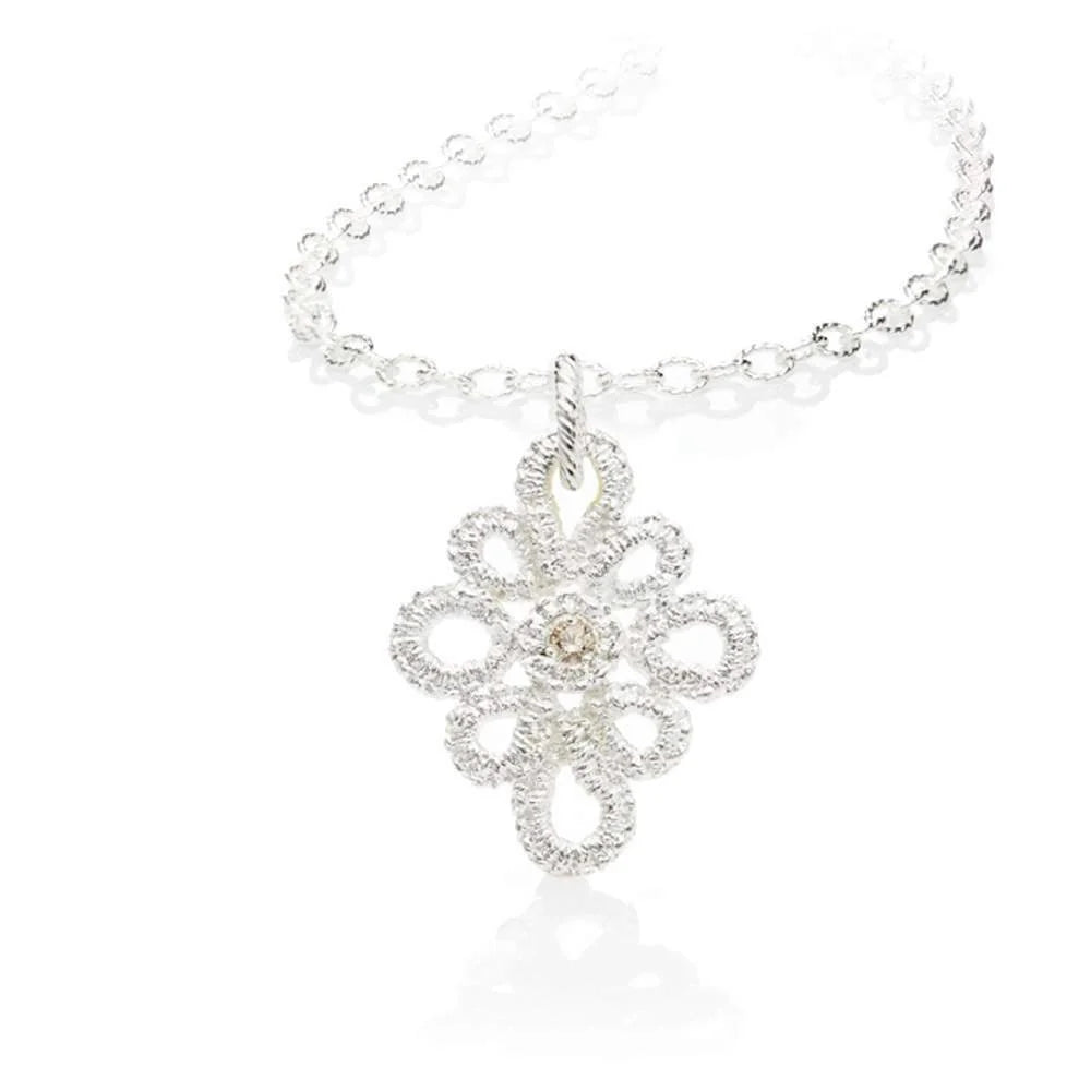 Necklace pendant Miss Medea