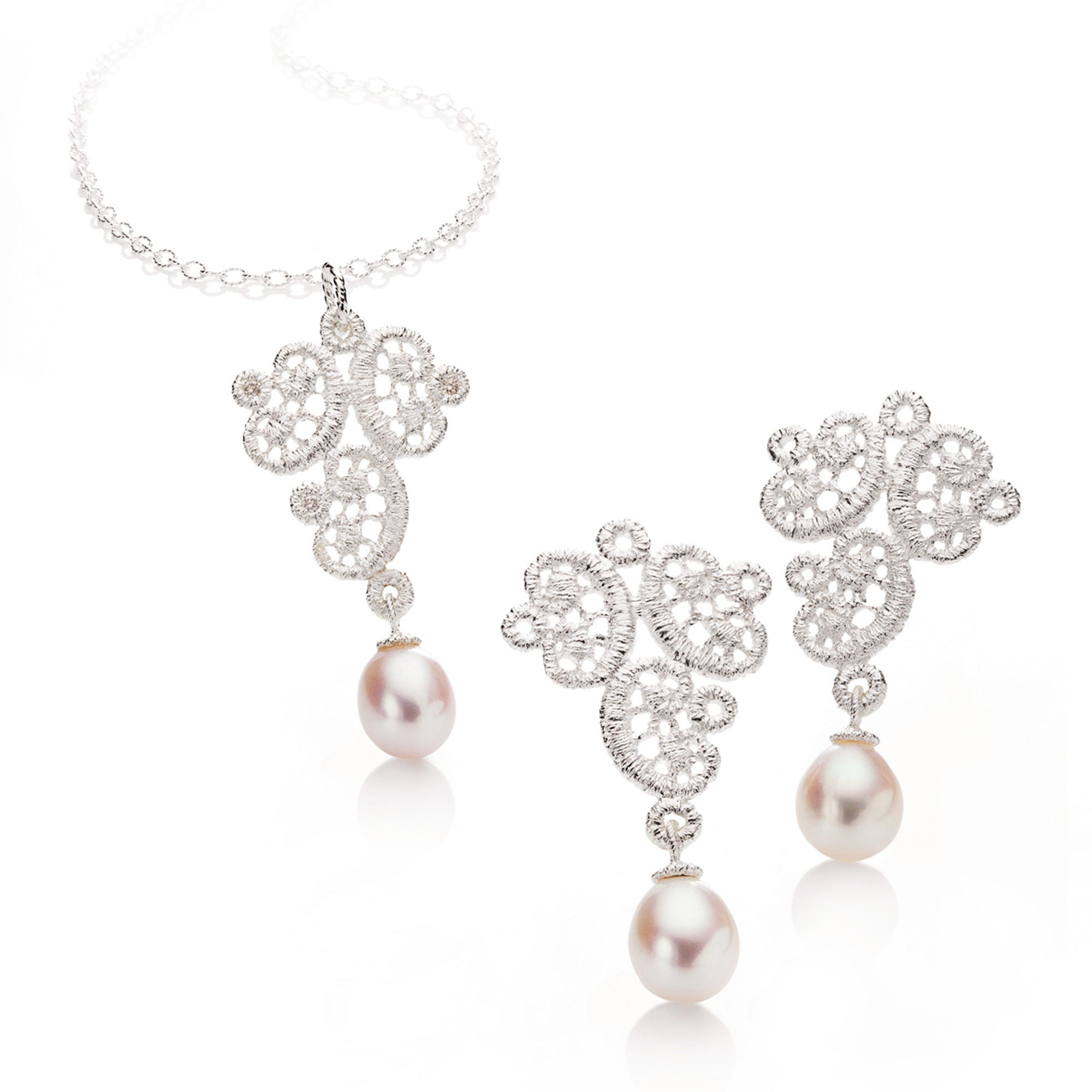Ear studs Figaro