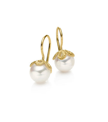 Pendant earrings Frau Luna 1