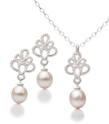 Necklace pendant Medea Pearl 2