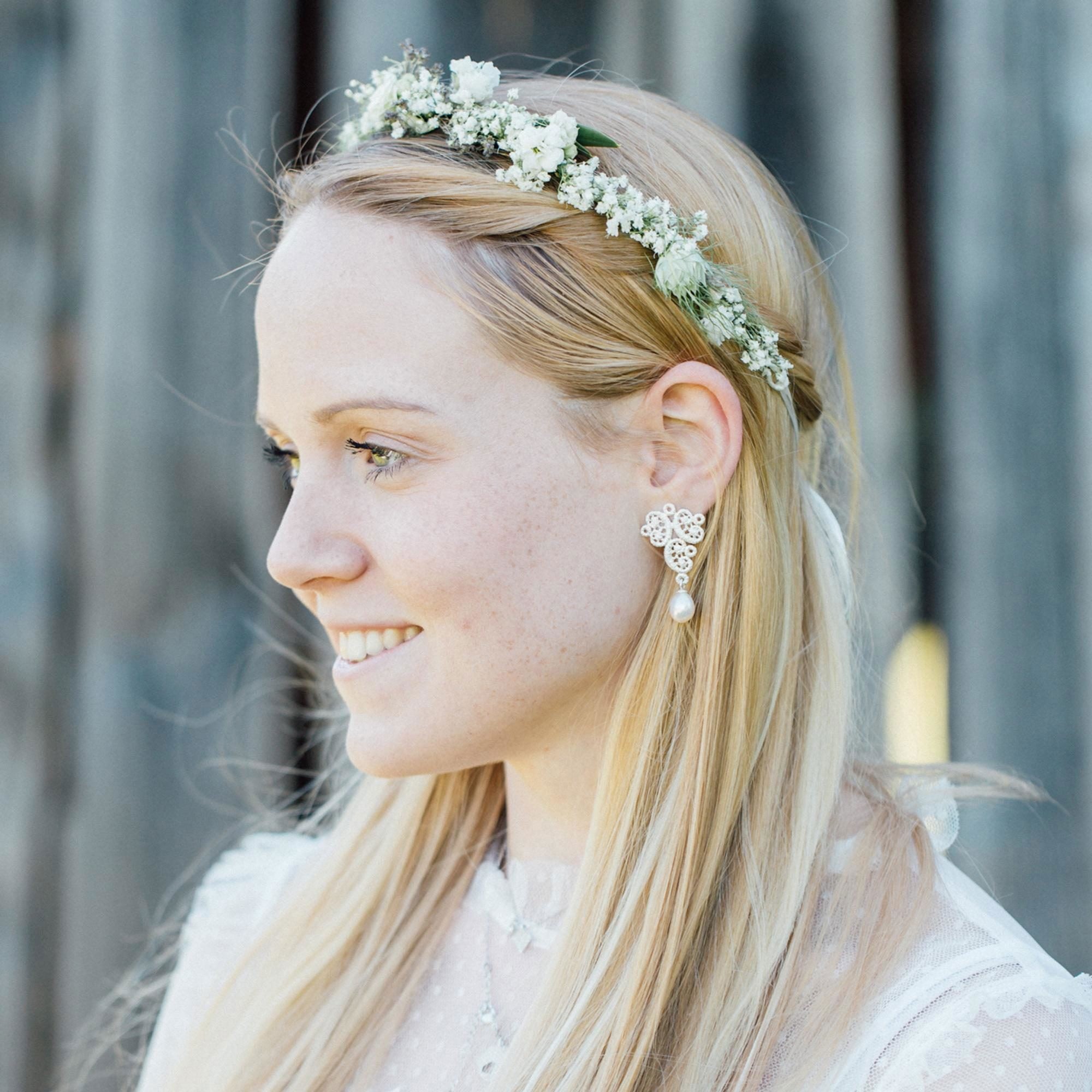 Ear studs Figaro