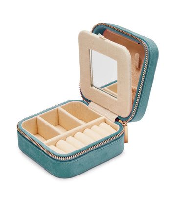Velvet travel case 4