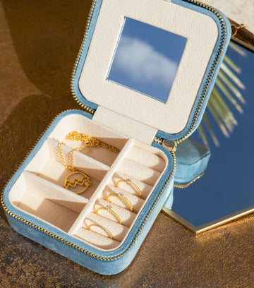 Velvet travel case 5